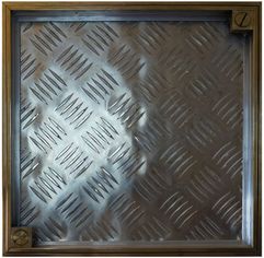 Напольный люк Премиум 44 с латунным кантом Напольный люк Премиум 44 с латунным кантом