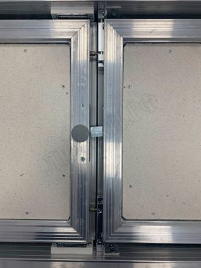 Люк под плитку Техно 2 створки 2000*1850 Люк под плитку Техно 2 створки 2000*1850