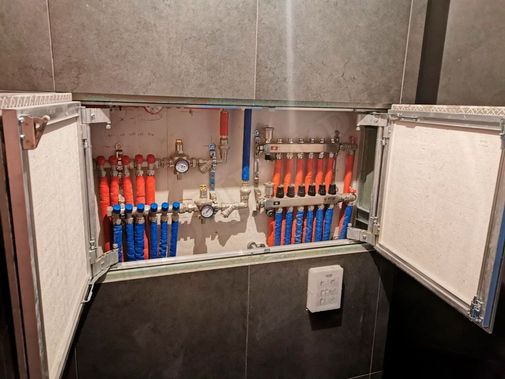 Люк под плитку Секрет 3.0, 2 створки 1250*800 Люк под плитку Секрет 3.0, 2 створки 1250*800